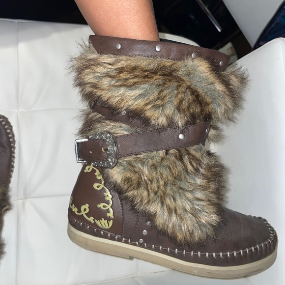 Faux fur western booties - Picture 6 of 6